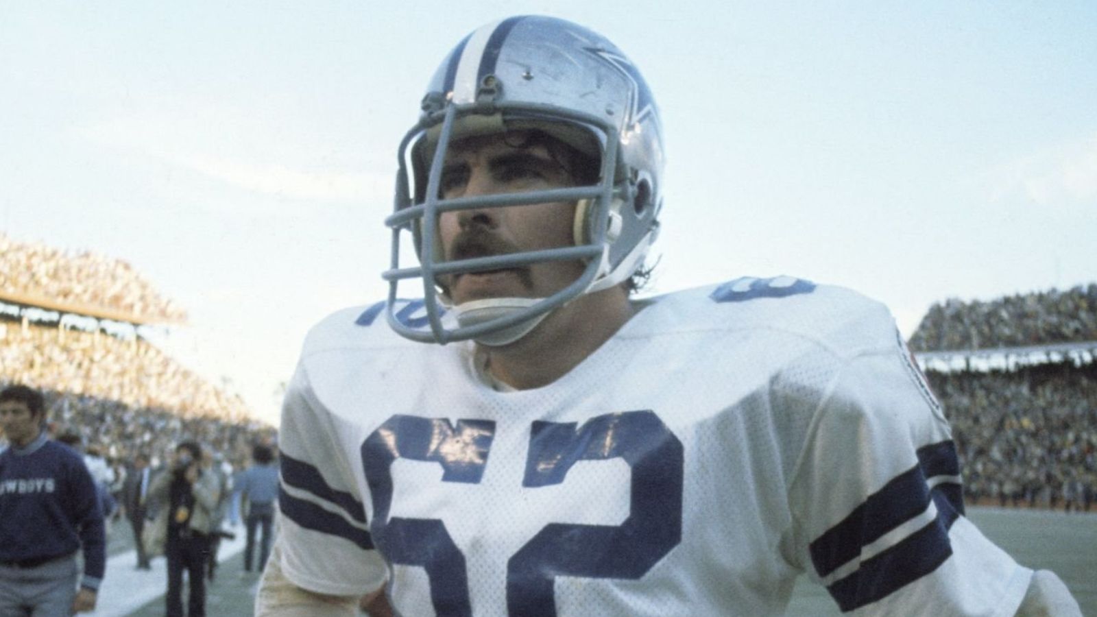 Muere leyenda de los Cowboys, dos veces campeón del Super Bowl, a los 77 años