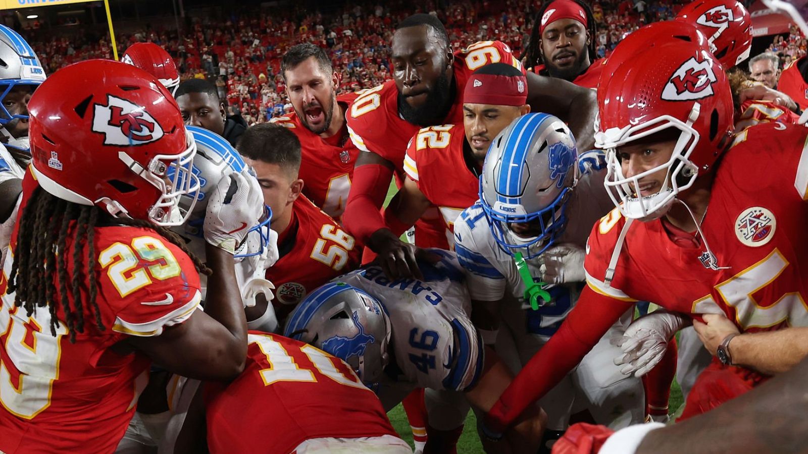 ¿Qué ocurrió? Pelea se desata al final del Chiefs vs Lions con Patrick Mahomes involucrado