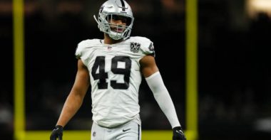 DE Charles Snowden con Las Vegas Raiders en 2024. Foto: Getty Images.