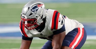 DE Keion White con los New England Patriots. Foto: Getty Images