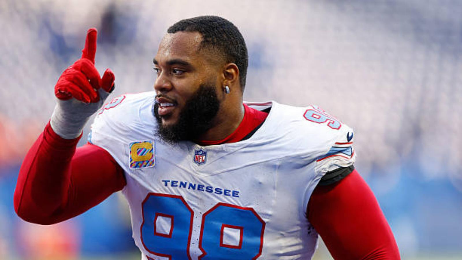 Bears adquieren a cuatro veces Pro Bowler y tres veces All-Pro en intercambio con los Titans