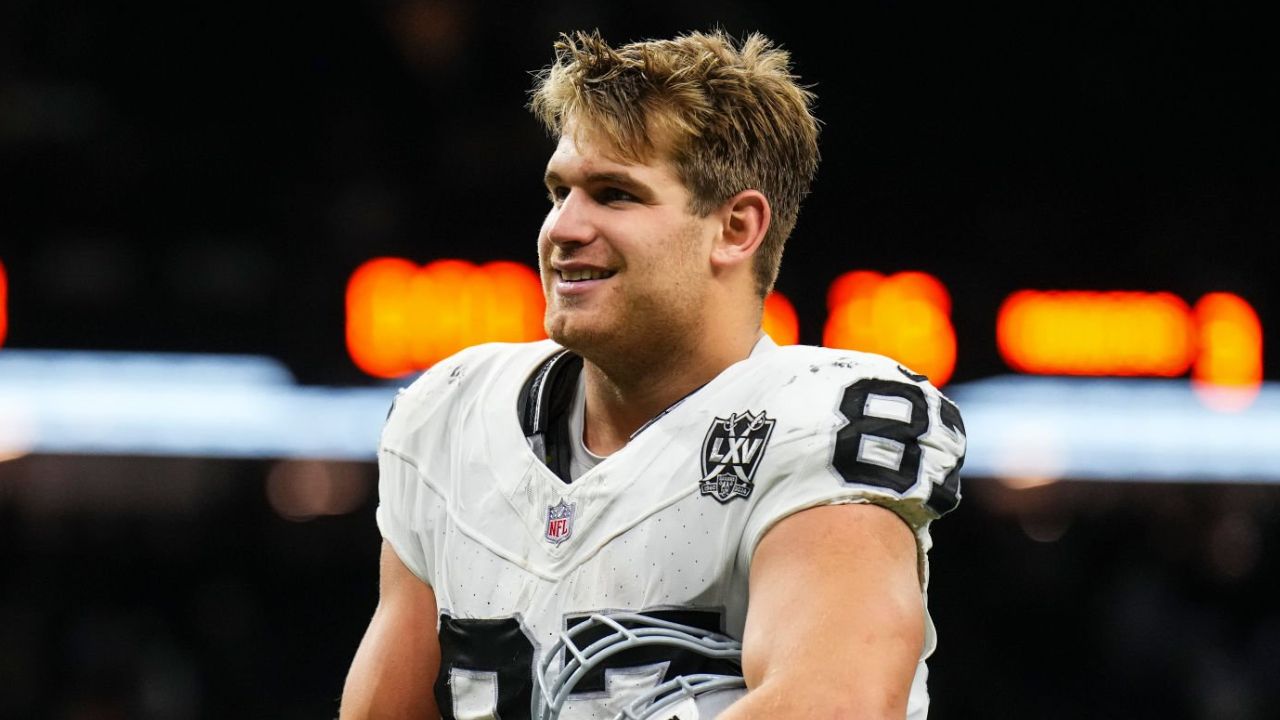 TE Michael Mayer, Las Vegas Raiders