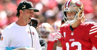 HC Kyle Shanahan y QB Brock Purdy, San Francisco 49ers. Foto: Scott Strazzante, Getty Images