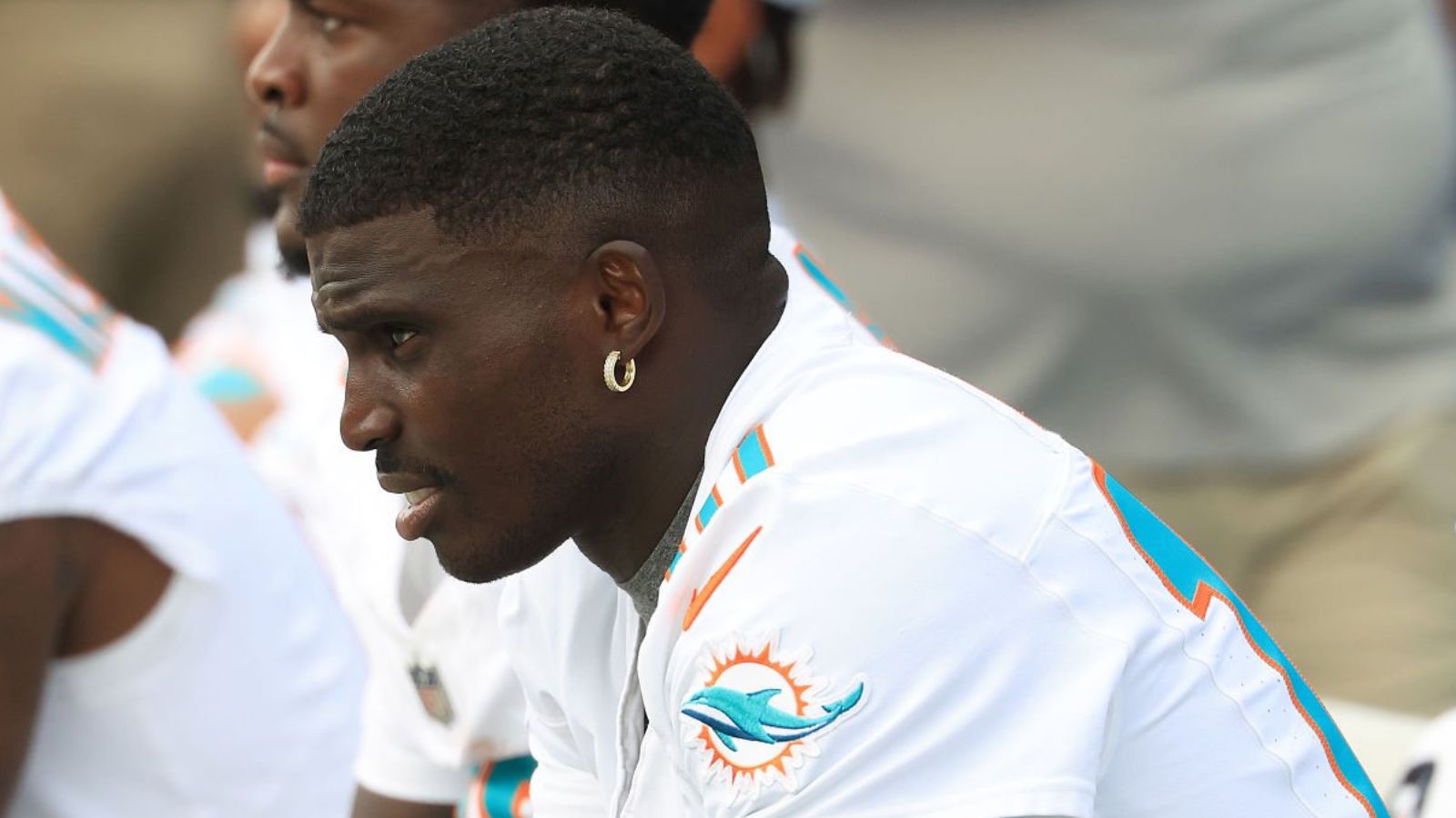 Tyreek Hill, acusado de 8 incidentes de violencia doméstica en solicitud de divorcio