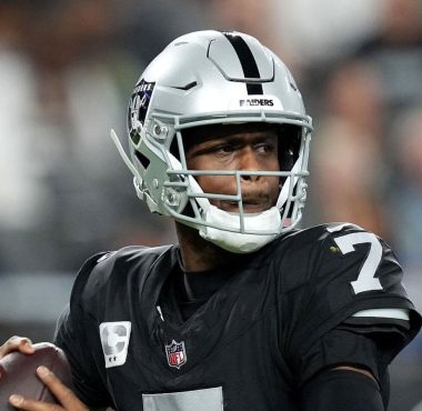QB Geno Smith, Las Vegas Raiders. Foto: Getty Images