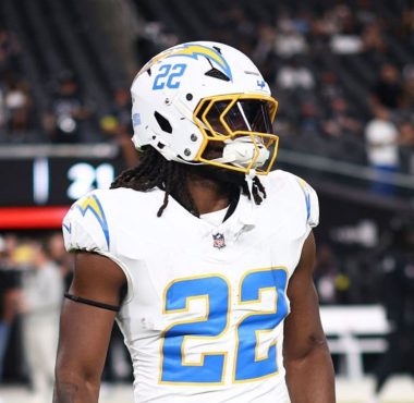 RB Najee Harris, Los Angeles Chargers. Foto: Kevin Sabitus/Getty Images