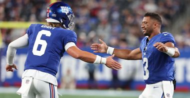 QB Jaxson Dart y QB Russell Wilson, New York Giants. Foto: Getty Images