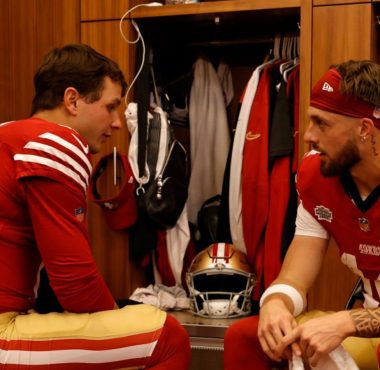 QB Brock Purdy y WR Ricky Pearsall, San Francisco 49ers. Foto: Getty Images