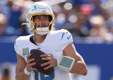 QB Justin Herbert, Los Angeles Chargers. Foto: Al Bello/Getty Images
