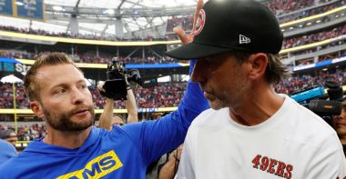 HC Sean McVay, Los Angeles Rams; y HC Kyle Shanahan, San Francisco 49ers. Foto: Getty Images