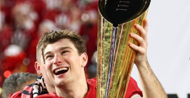 QB Fernando Mendoza con la Universidad de Indiana. Foto: Getty Images.