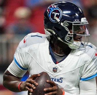 QB Cam Ward, Tennessee Titans