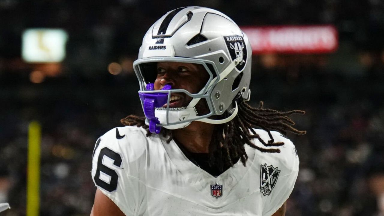 5 equipos NFL para Jakobi Meyers en 2025; pidió salir de los Raiders