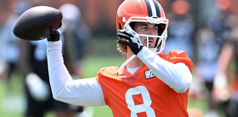 QB Kenny Pickett, Cleveland Browns