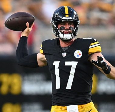 QB Skylar Thompson, Pittsburgh Steelers