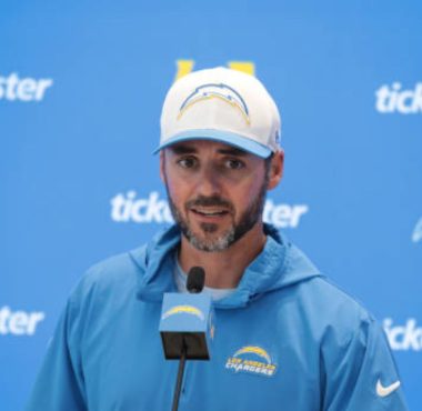 HC Jesse Minter, Los Angeles Chargers. Foto: Getty Images