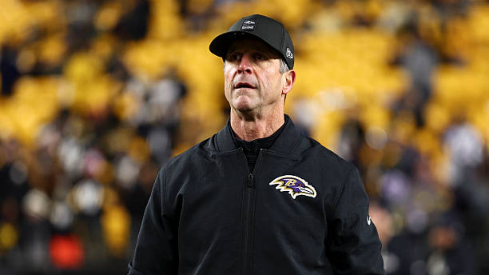 Los 5 ganadores de la firma de John Harbaugh con los Giants