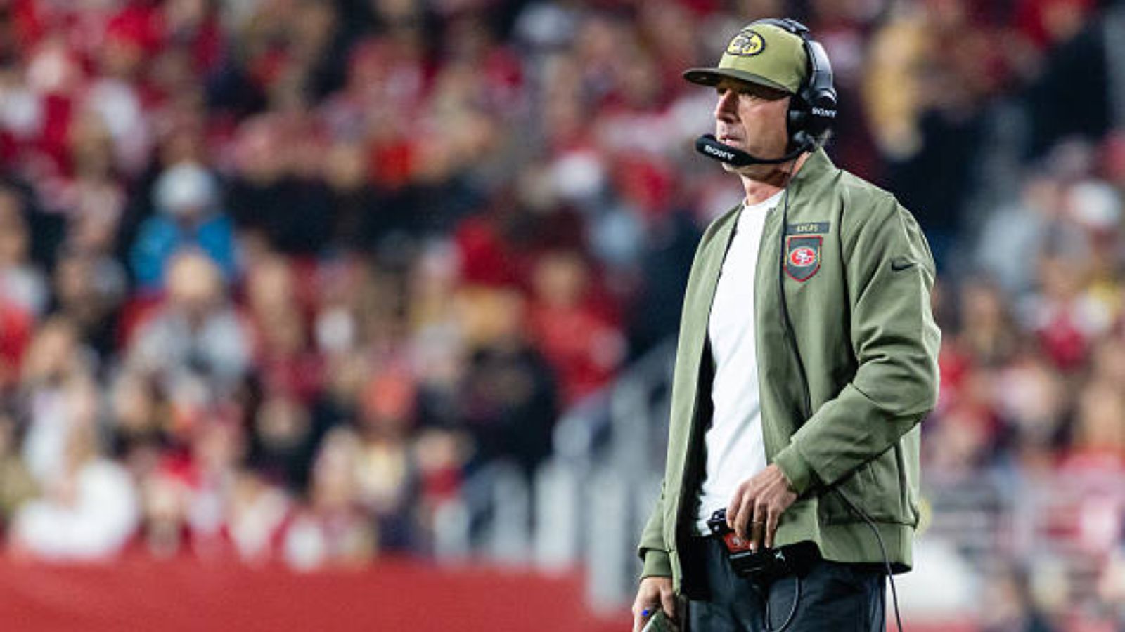 49ers: Kyle Shanahan critica severamente iniciar la temporada en Australia