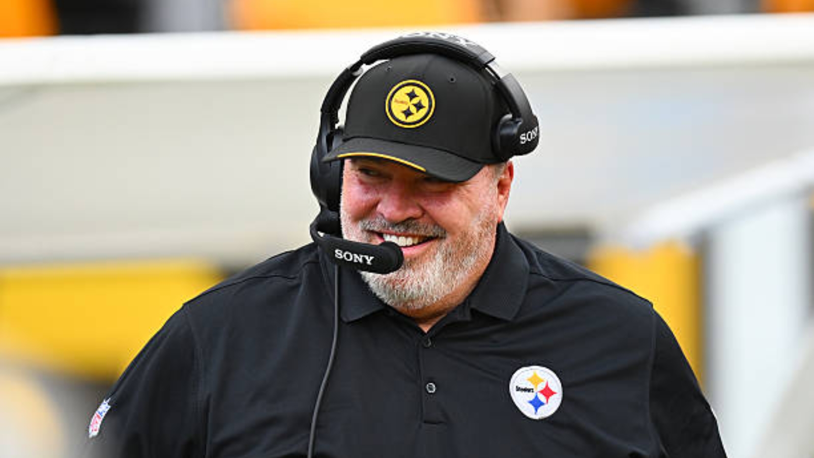 El emotivo gesto de Aaron Rodgers con Mike McCarthy tras la primera victoria de Steelers