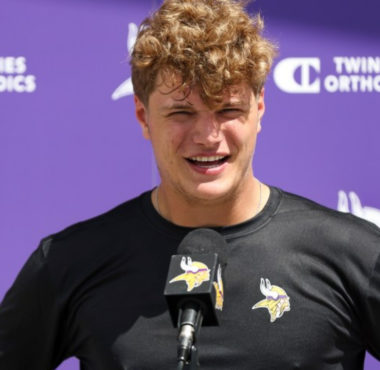 QB J.J. McCarthy, Vikings