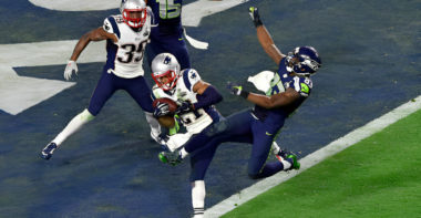 Malcolm Butler interceptando en la yarda uno del Super Bowl XLIX