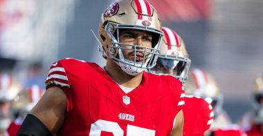 OL Isaac Alarcón con los San Francisco 49ers. Foto: Getty Images