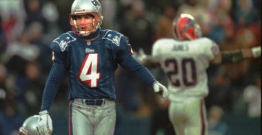 K Adam Vinatieri con los New England Patriots en marzo de 2011. Foto: Getty Images.