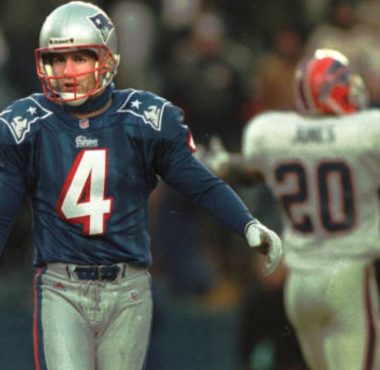 K Adam Vinatieri con los New England Patriots en marzo de 2011. Foto: Getty Images.