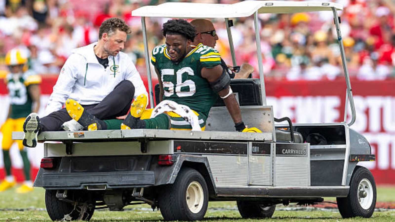 Duro golpe para Packers: estrella defensiva podría perderse el resto del año por grave lesión