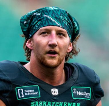 LB Jayden Dalke con los Saskatchewan Roughriders. Foto: Getty Images.