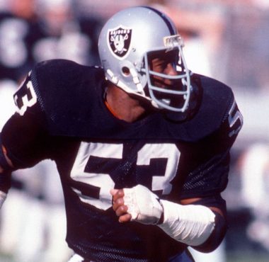 LB Rod Martin con los Oakland Raiders en 1983. Foto: Getty Images.