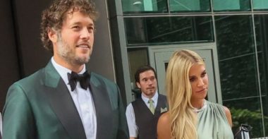 Matthew y Kelly Stafford en la boda de Travis Kelce y Taylor Swift