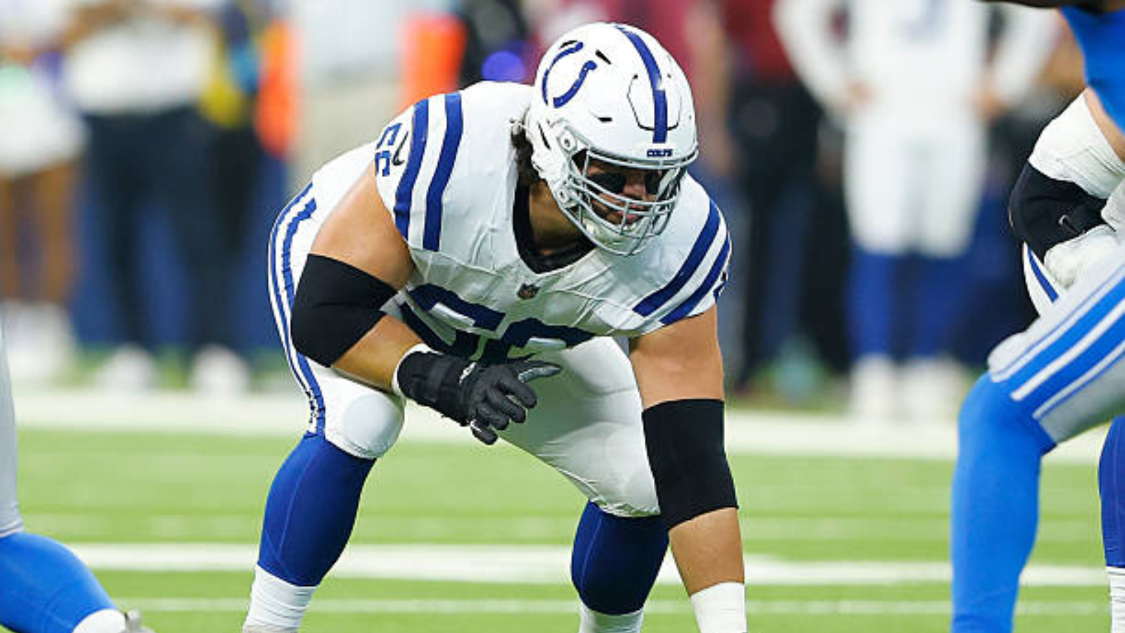 Seahawks adquieren a 6 veces All-Pro y 8 veces Pro Bowler en intercambio con los Colts
