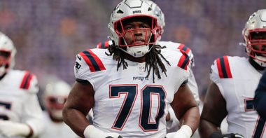 OL Caedan Wallace con los New England Patriots. Foto: Getty Images.