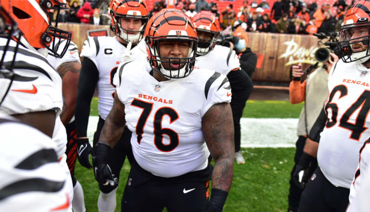 Mike Daniels, tackle defensivo de los Cincinnati Bengals