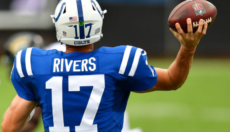 QB Philip Rivers con los Colts