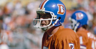 QB Craig Morton con los Denver Broncos. Foto: Getty Images.