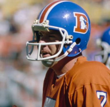 QB Craig Morton con los Denver Broncos. Foto: Getty Images.