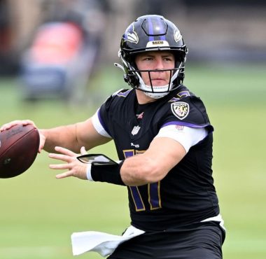 QB Diego Pavia con los Baltimore Ravens. Foto: Getty Images.
