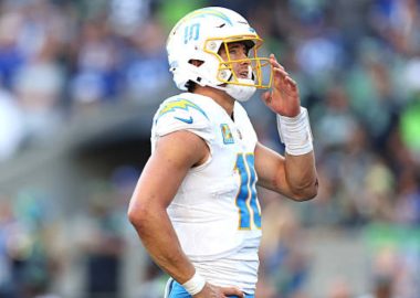 QB Justin Herbert, Los Angeles Chargers. Foto: Getty Images.