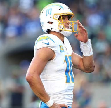 QB Justin Herbert, Los Angeles Chargers. Foto: Getty Images.