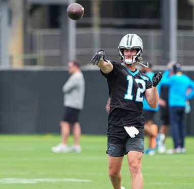 QB Kenny Pickett, Carolina Panthers. Foto: Getty Images.