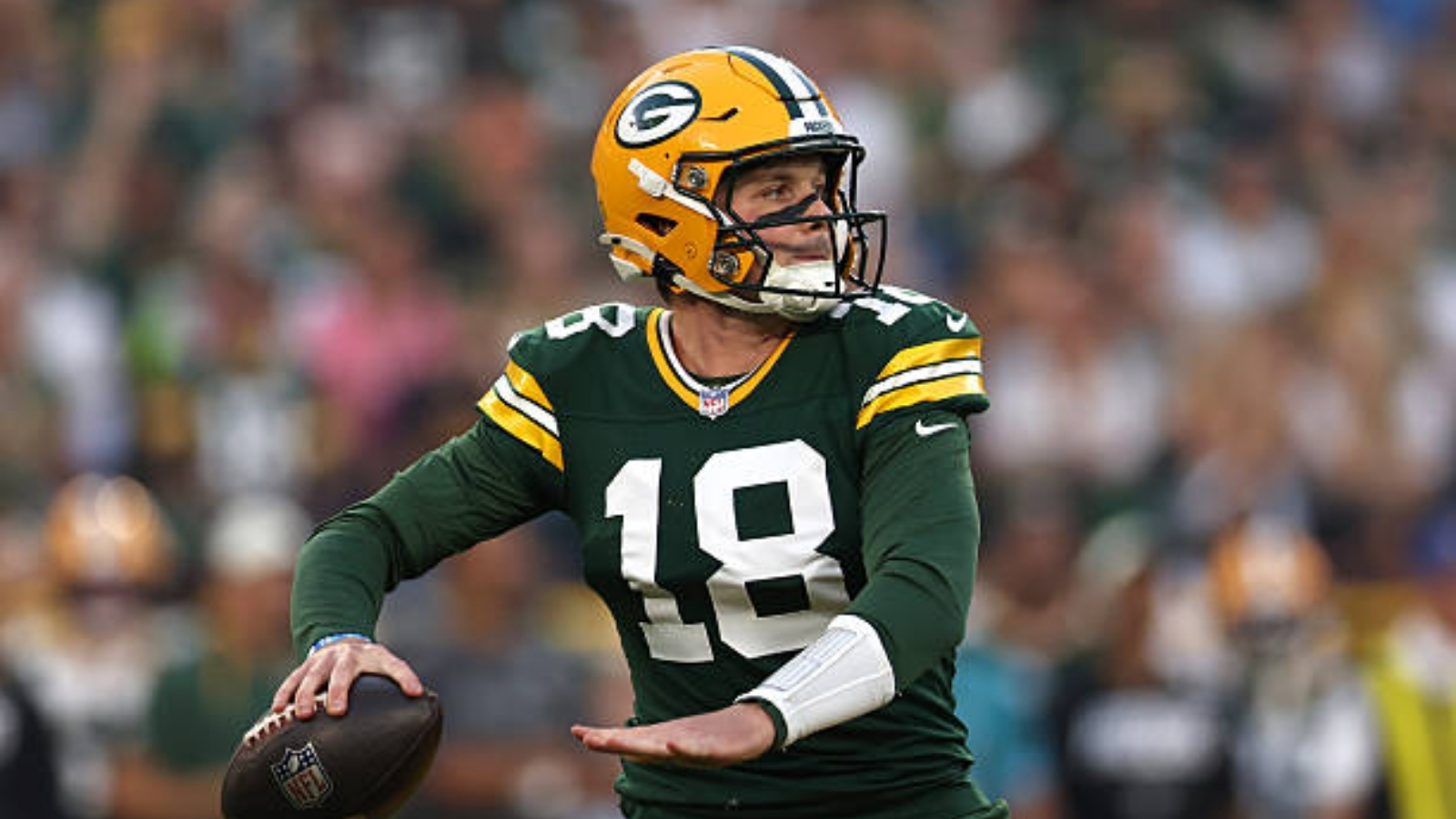 Packers envían quarterback a los Dolphins a cambio de selección de Draft