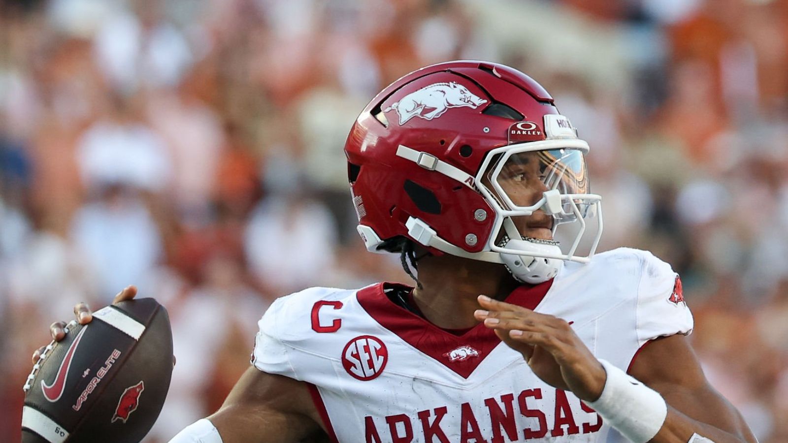 QB Taylen Green, Universidad de Arkansas. Foto: Getty Images.