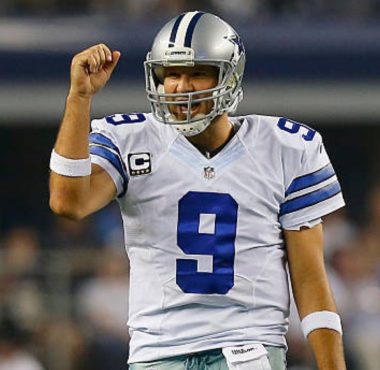 QB Tony Romo con los Dallas Cowboys en 2014. Foto: Getty Images.