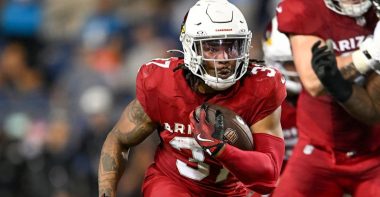 RB Corey Kiner con los Arizona Cardinals. Foto: Getty Images.