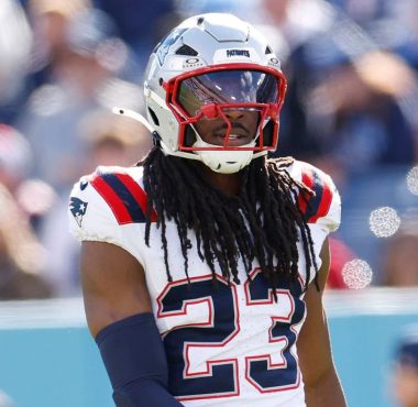 S Kyle Dugger con los New England Patriots. Foto: Getty Images