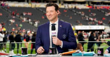 Tony Romo, comentarista. Foto: Getty Images.