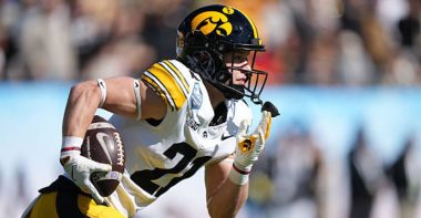 WR Kaden Wetjen, Universidad de Iowa. Foto: Getty Images.