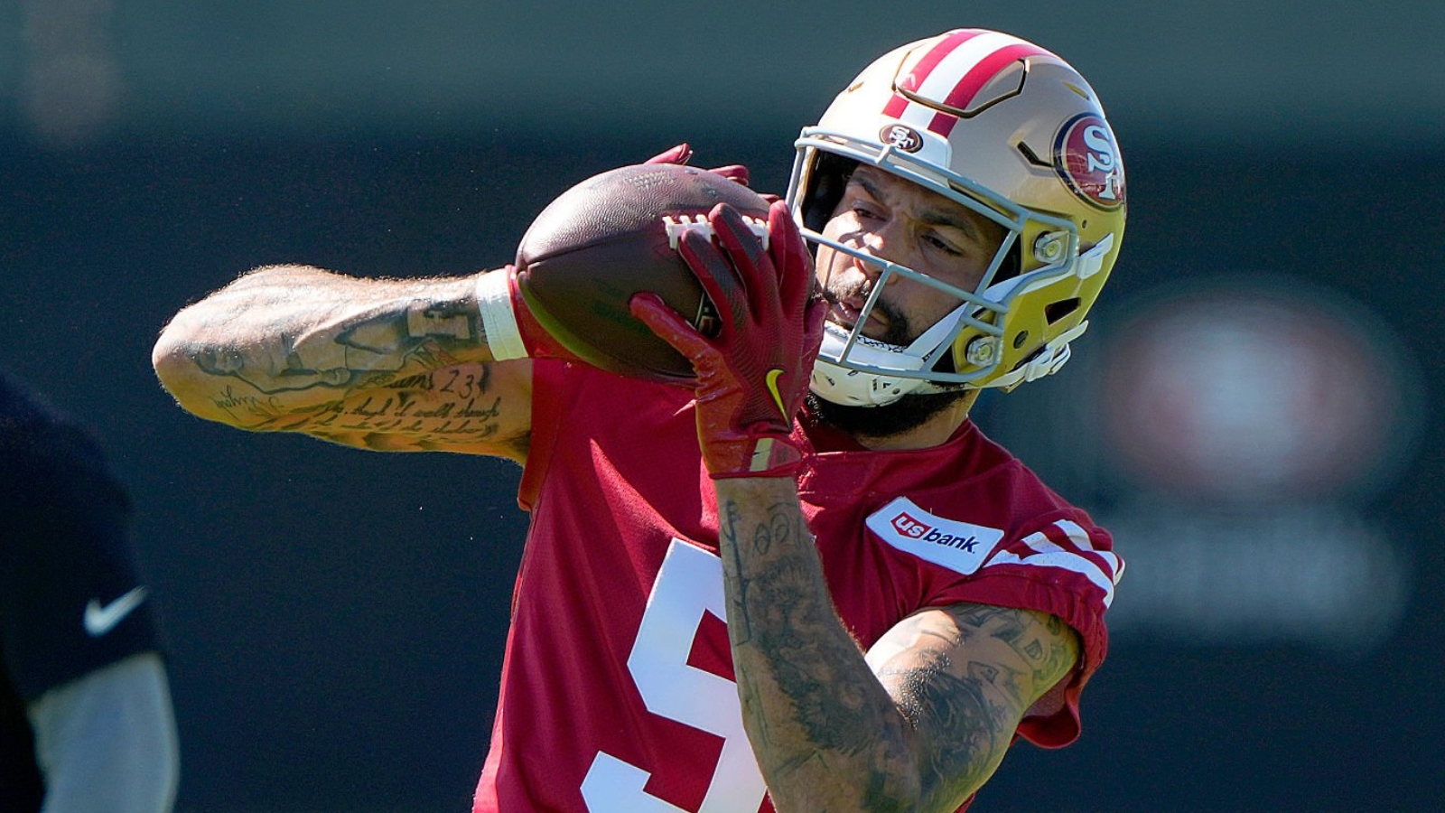 Mike Evans sufre lesión durante práctica conjunta entre 49ers y Chargers